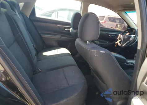 2017 Nissan Altima 2.5 из США, поврежденный, VIN 1N4AL3AP2HC242457